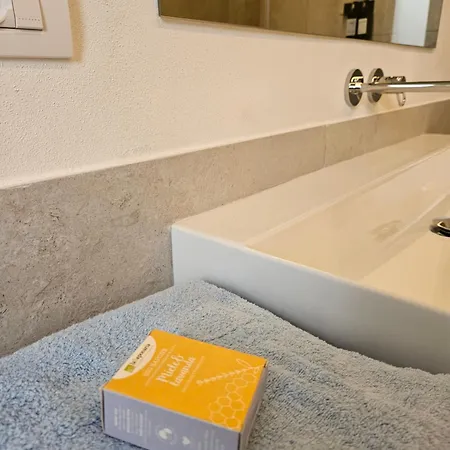 White House Bed & Breakfast