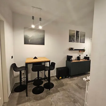 Bed & Breakfast White House 3*