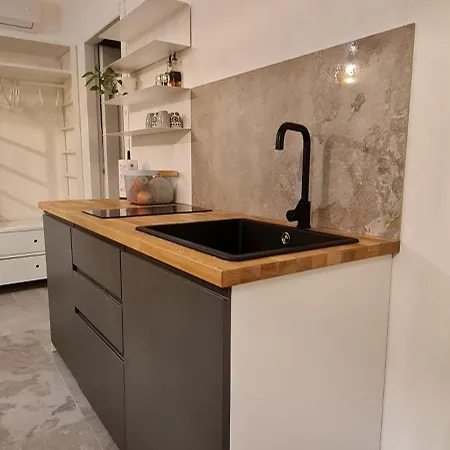 Bed & Breakfast White House