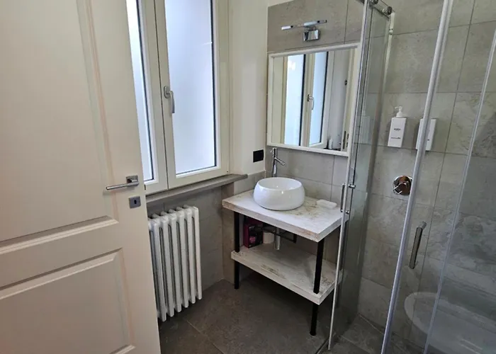 White House Bed & Breakfast