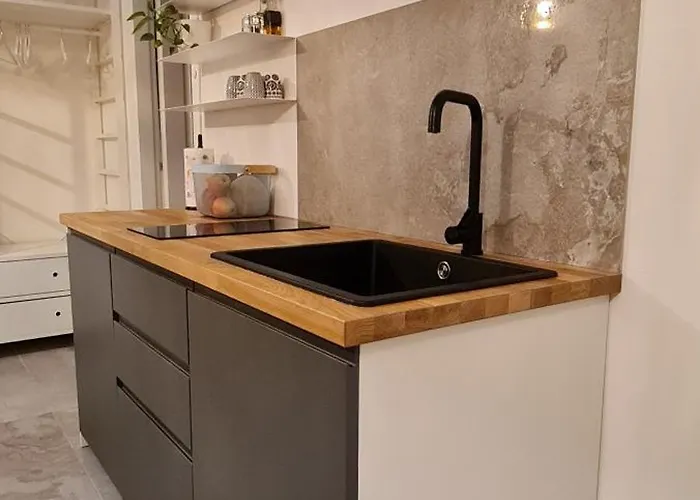 Bed & Breakfast White House